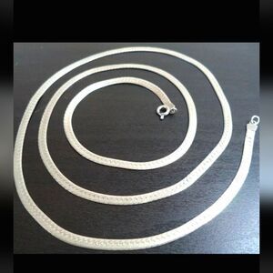 VINTAGE SIGNED ITALY STERLING SILVER 30" NECKLACE